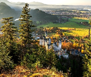 Bawaria, Jesień, Niemcy, Zamek Neuschwanstein, Góry, Schwangau, Alpy, Drzewa