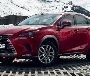 Lexus NX, 2018