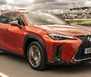 Lexus UX Hybrid F Sport, 2019