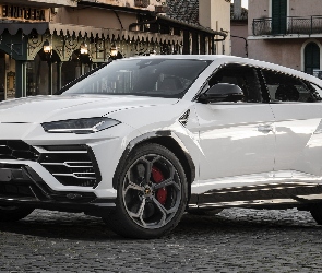 Lamborghini Urus Carbon