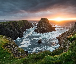 Przylądek Malin Head, Hrabstwo Donegal, Chmury, Irlandia, Skały, Zachód słońca, Morze