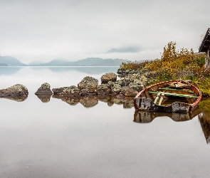 Skjolden, Jezioro Mosvatnet, Kamienie, Norwegia, Dom, Łódka, Drewniany