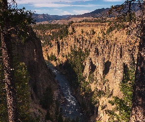 Stany Zjednoczone, Canyon Village, Wielki Kanion Yellowstone, Wyoming, Rzeka, Skały, Yellowstone River, Drzewa, Góry, Park Narodowy Yellowstone