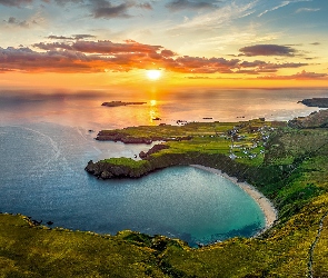 Wybrzeże, Hrabstwo Donegal, Silver Strand Horseshoe Beach, Irlandia, Malin Beg, Plaża, Zachód słońca, Morze, Zatoka