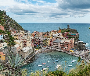 Vernazza, Domy, Włochy, Morze Liguryjskie