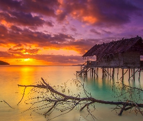 Konar, Zachód słońca, Wyspa Mansuar, Indonezja, Morze, Chata
