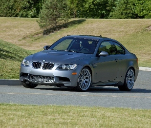 Frozen Gray Series, Test, BMW M3